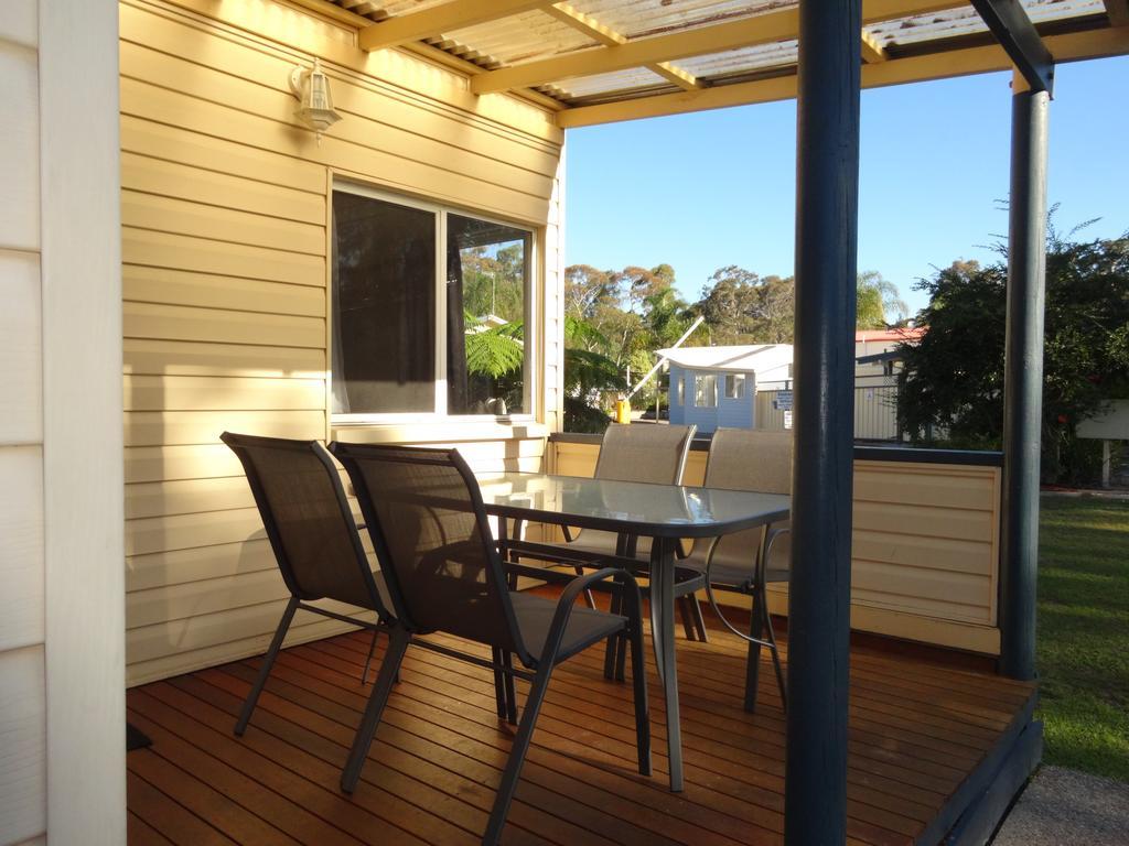 Caseys Beach Holiday Park Sunshine Bay Exterior foto