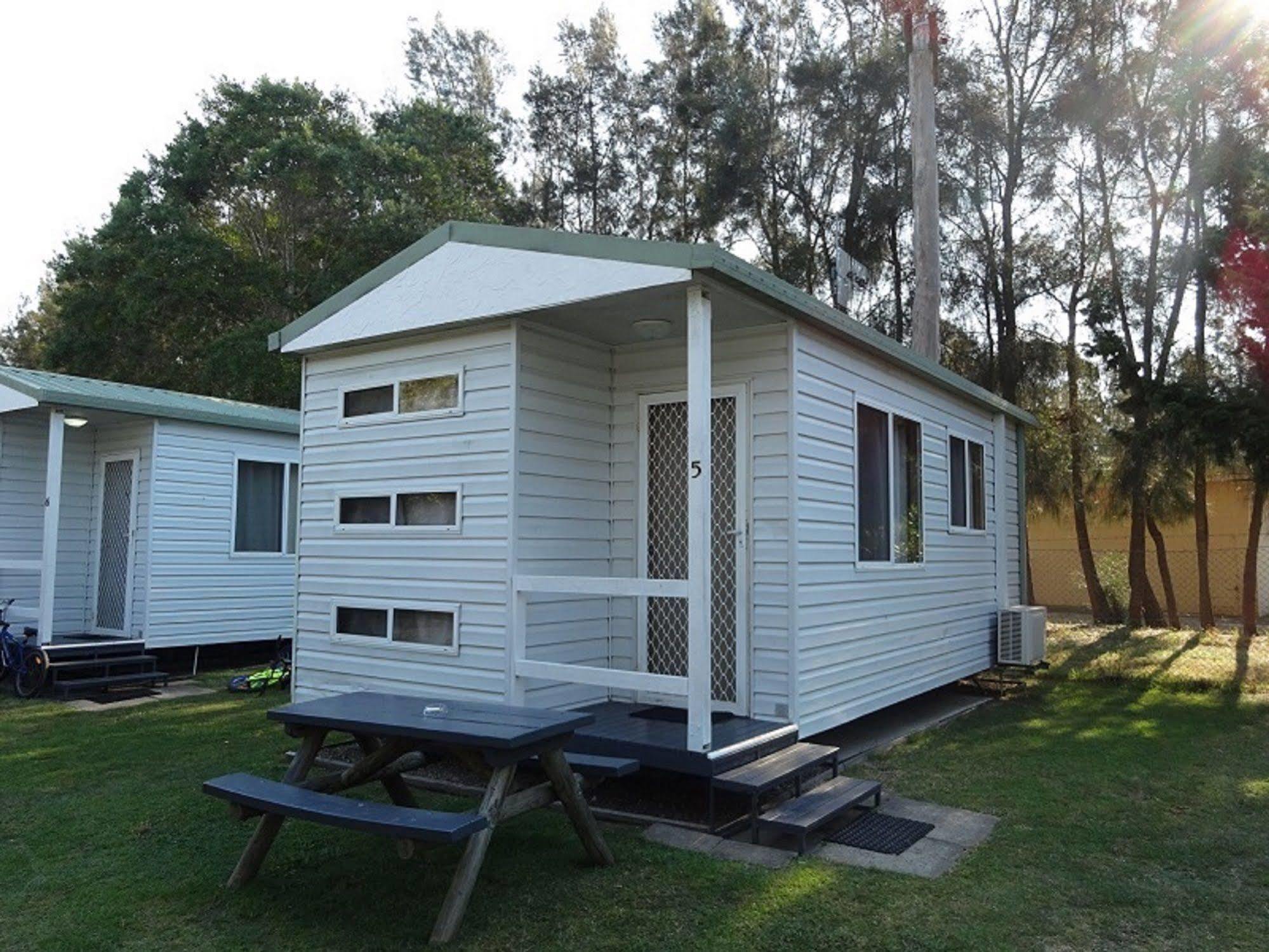 Caseys Beach Holiday Park Sunshine Bay Exterior foto